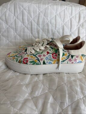 Alice + Olivia Floral Leather Platform Sneakers - White Multi